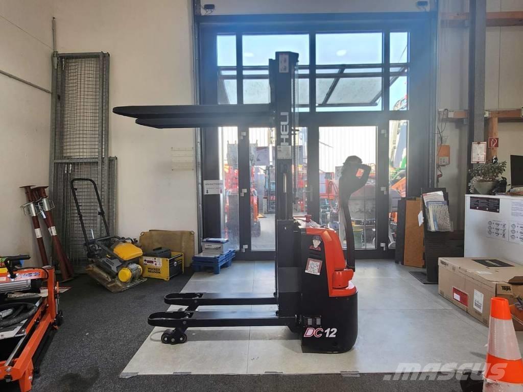 Heli CDD 12RD-S Selvkørende stablere