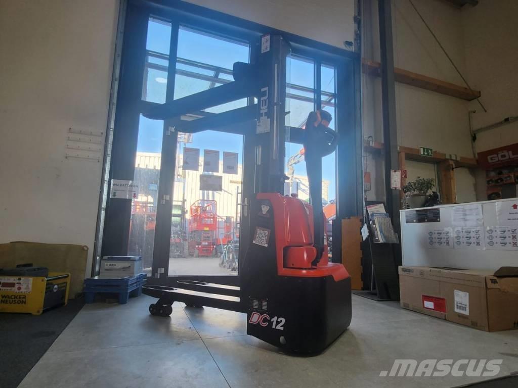 Heli CDD 12RD-S Selvkørende stablere