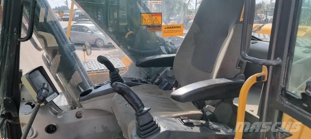 Volvo EC 210 C Gravemaskiner på larvebånd