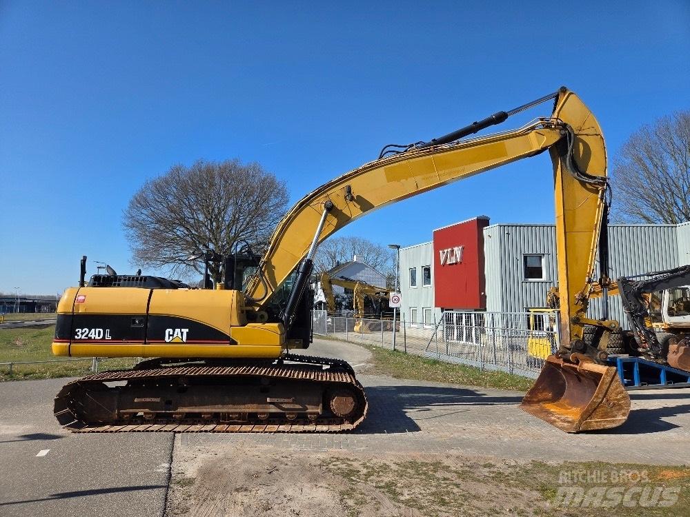 CAT 324DL Gravemaskiner på larvebånd