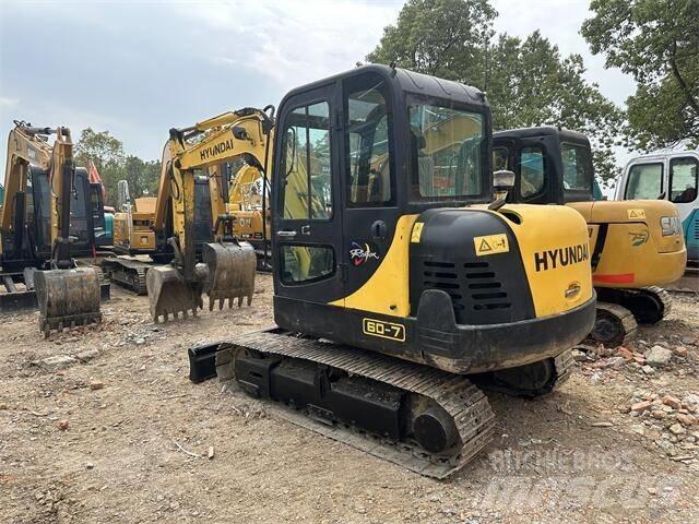 Hyundai R60-7 Gravemaskiner på larvebånd