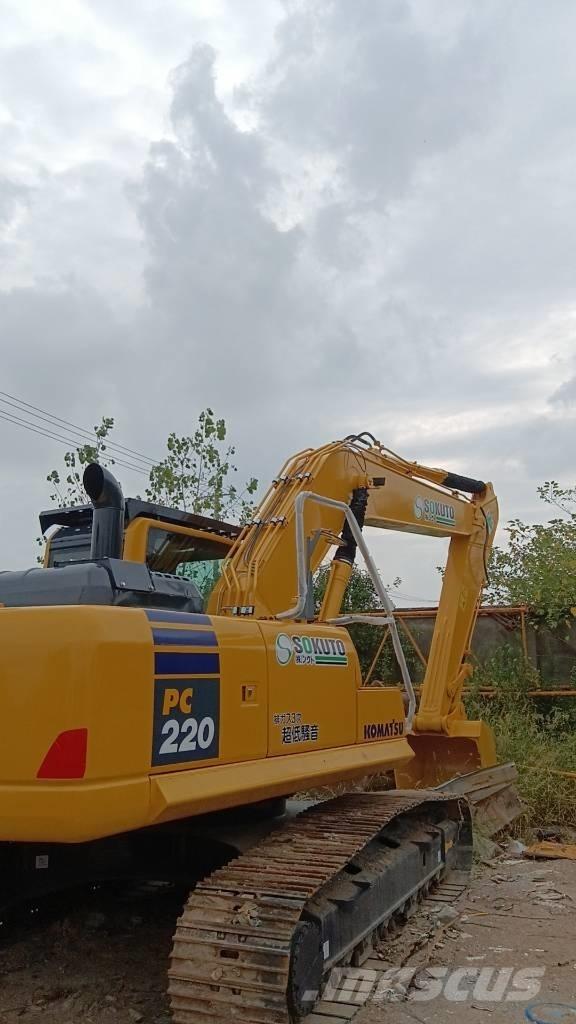 Komatsu PC 220-7 Gravemaskiner på larvebånd