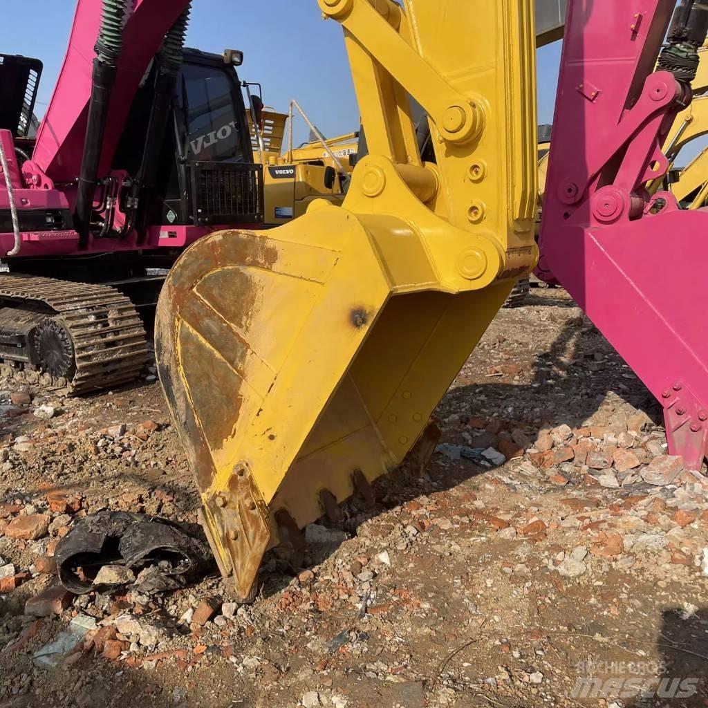 Komatsu PC 240 Gravemaskiner på larvebånd