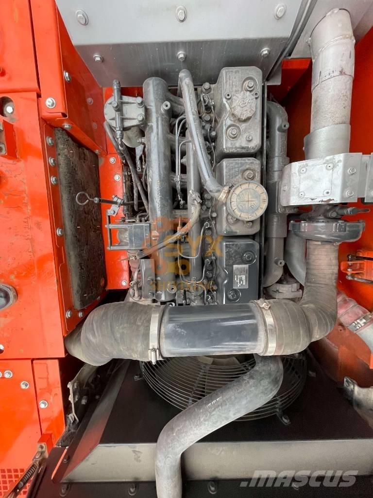 Doosan DX 300LCA Gravemaskiner på larvebånd