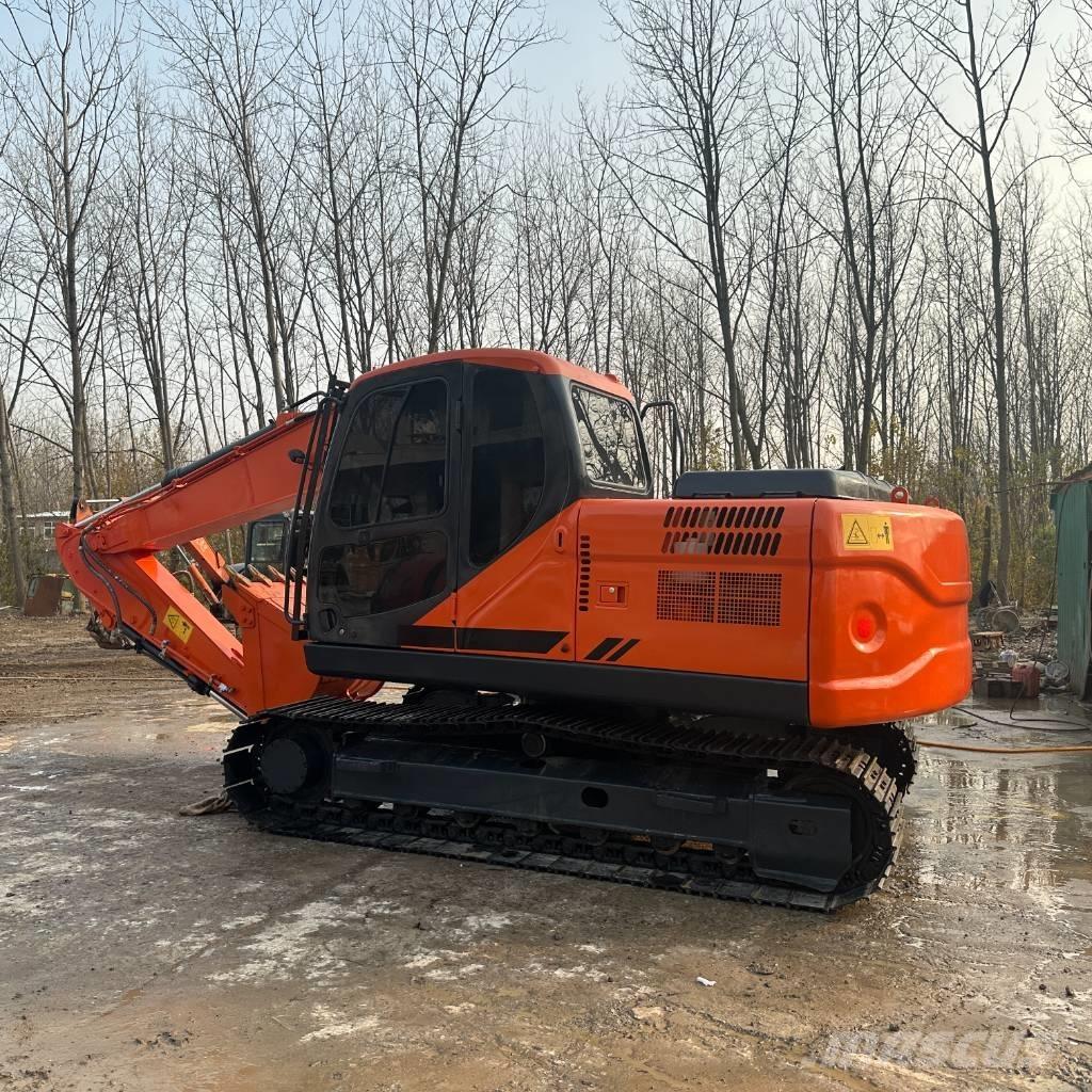 Doosan DX140 Gravemaskiner på larvebånd