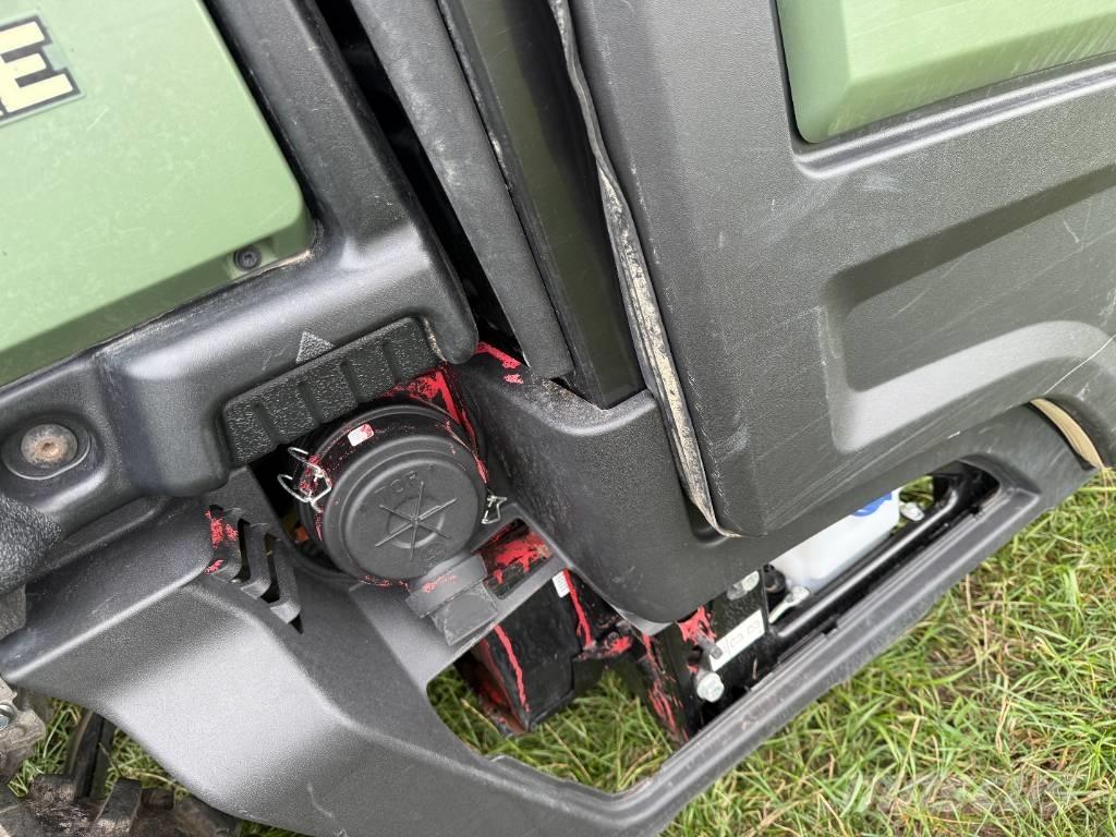 John Deere XUV 865 Hjælpemaskiner