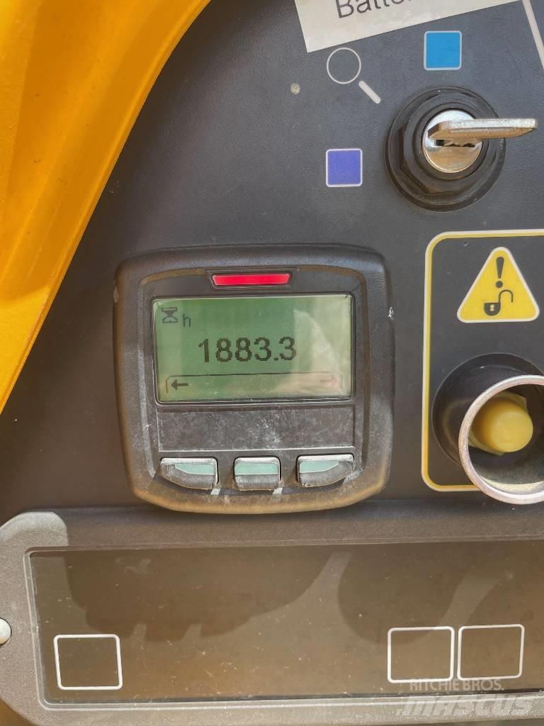 JLG 450 AJ Bomlifte med knækarm