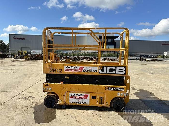 JCB S2032E Saxlifte