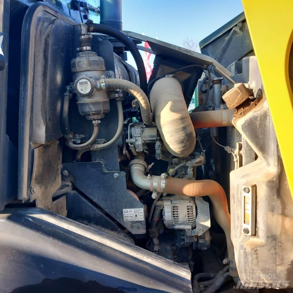 Komatsu WA80M-7 Læssemaskiner på hjul