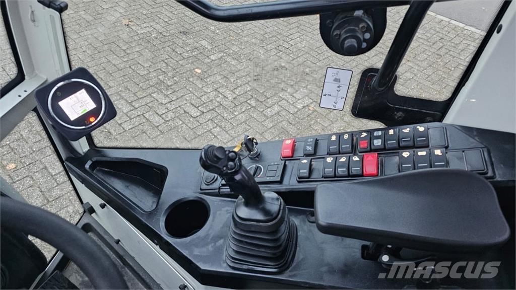 CLAAS Torion 535 Læssemaskiner på hjul