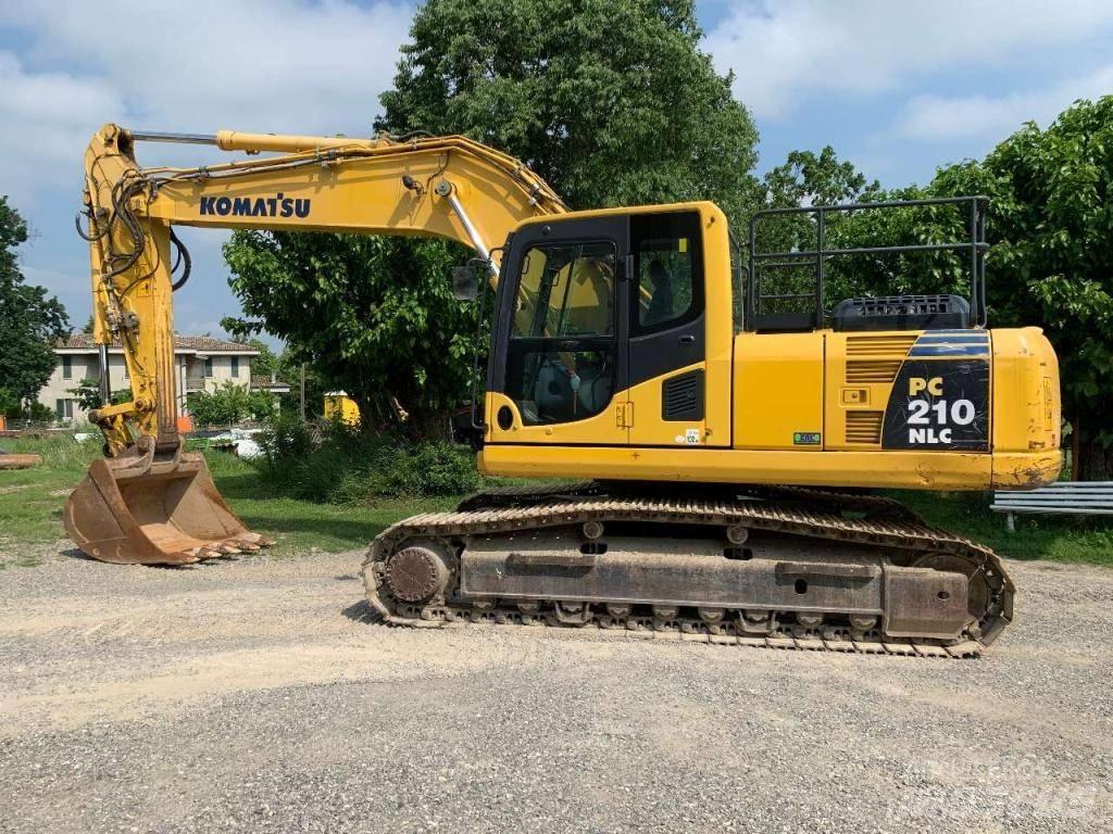 Komatsu PC 210 NLC-8 Gravemaskiner på larvebånd