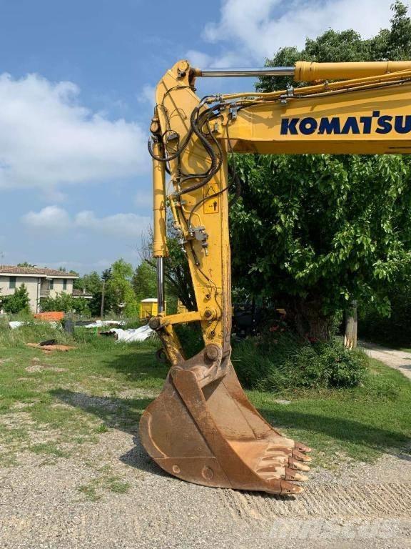 Komatsu PC 210 NLC-8 Gravemaskiner på larvebånd