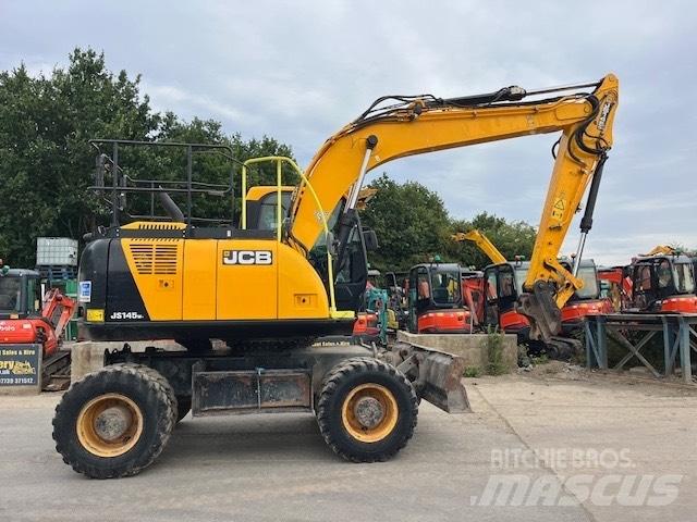 JCB JS 145 W Gravemaskiner på hjul