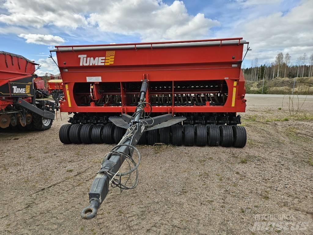 Tume Nova Combi 4000 Kombi-såmaskiner