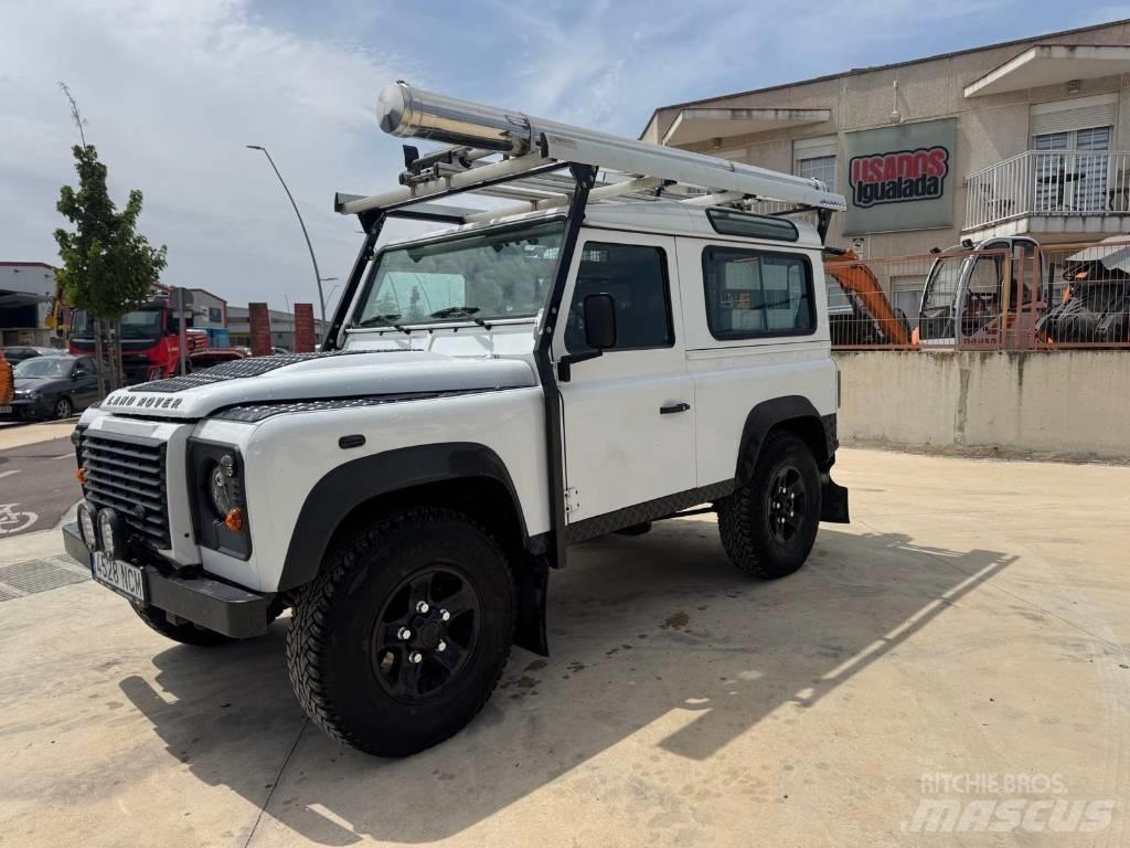 Land Rover Defender Biler