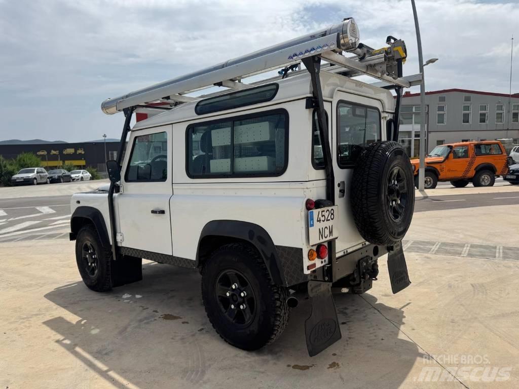 Land Rover Defender Biler