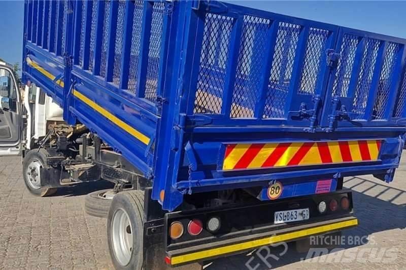 Isuzu NQR500 Andre lastbiler
