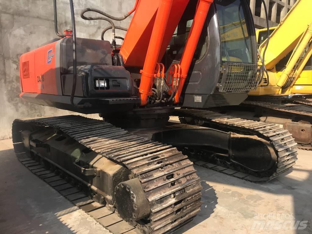 Hitachi ZX 200-6 Gravemaskiner på larvebånd