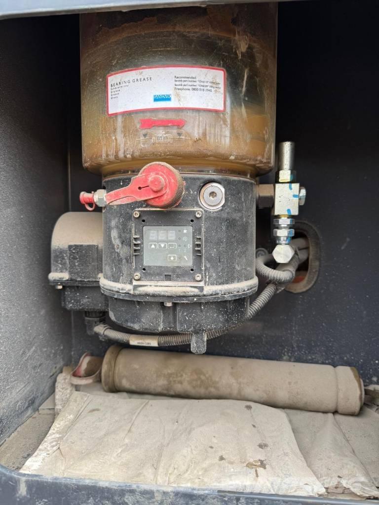 Sandvik QJ 241 Mobile knusere