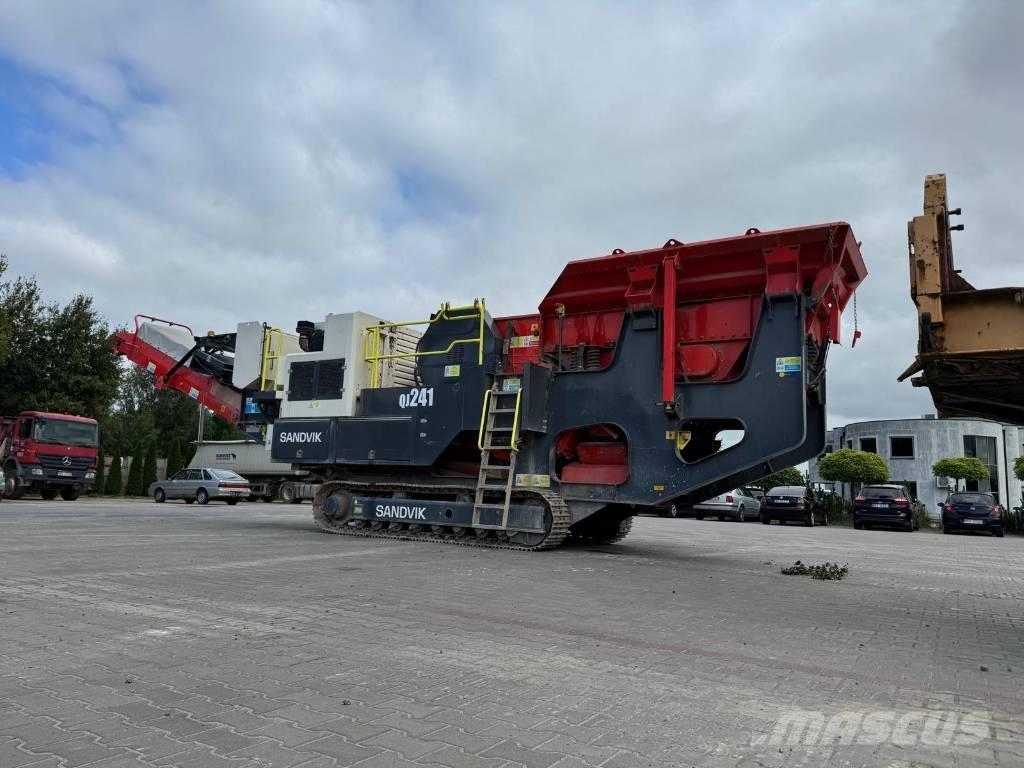 Sandvik QJ 241 Mobile knusere