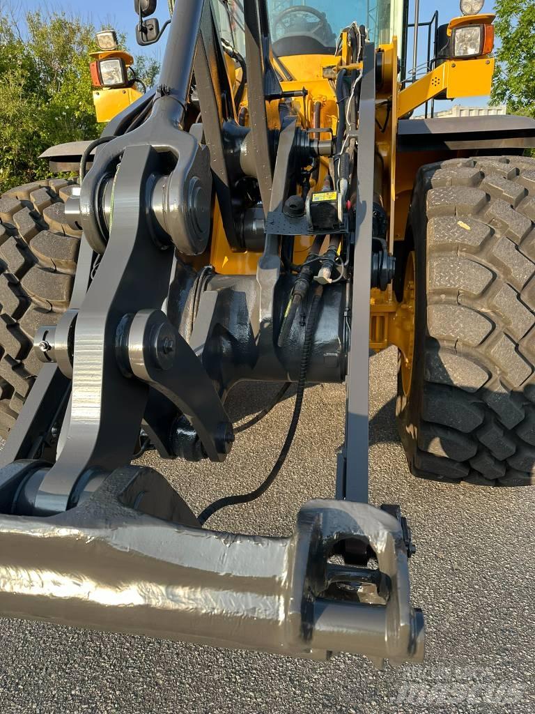 Volvo BM L 120 G Læssemaskiner på hjul