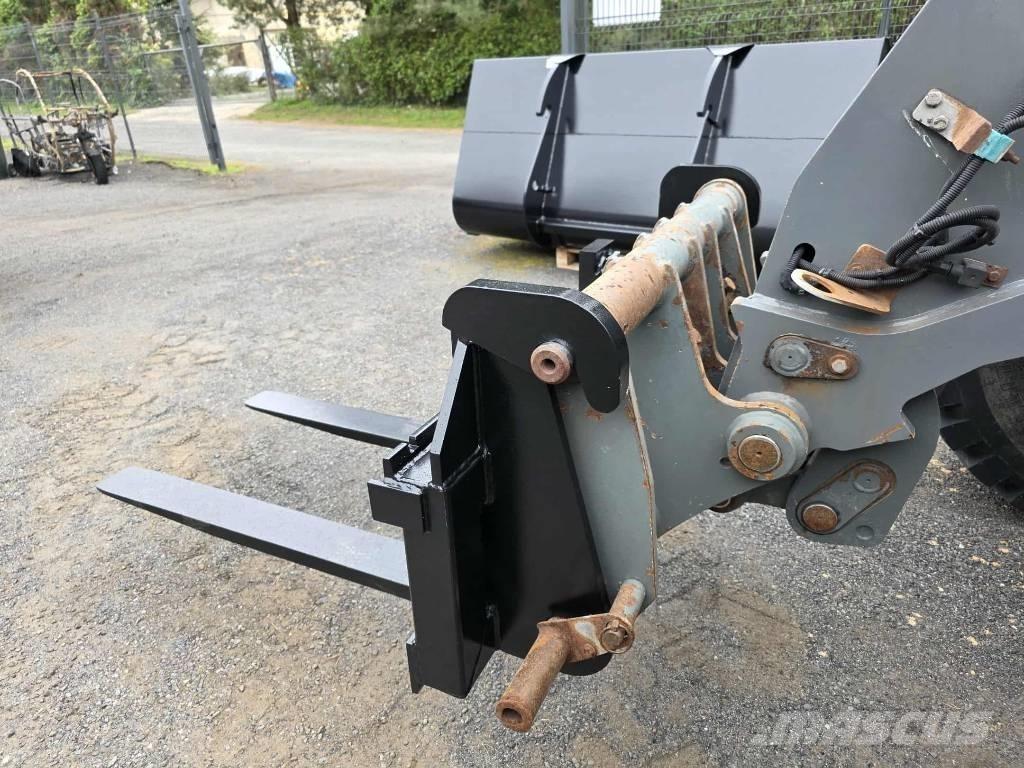 CLAAS Scorpion 7044 Teleskoplæssere til landbrug