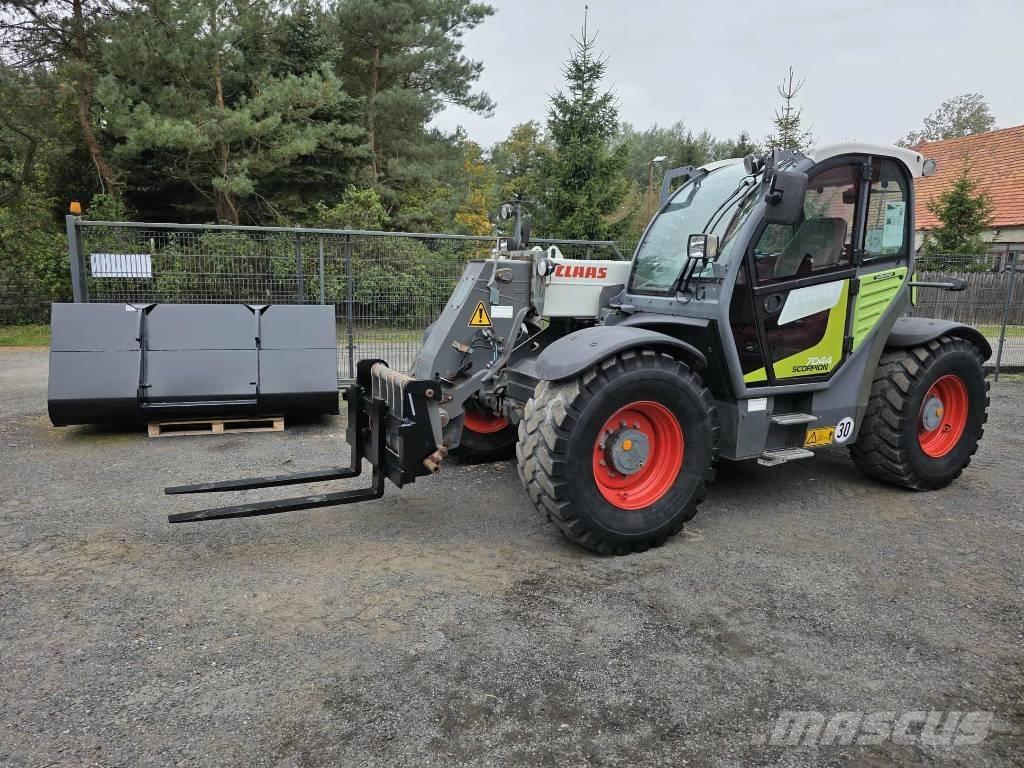 CLAAS Scorpion 7044 Teleskoplæssere til landbrug