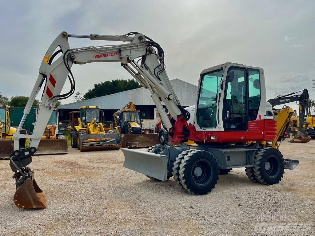 Takeuchi TB 295 Gravemaskiner på hjul