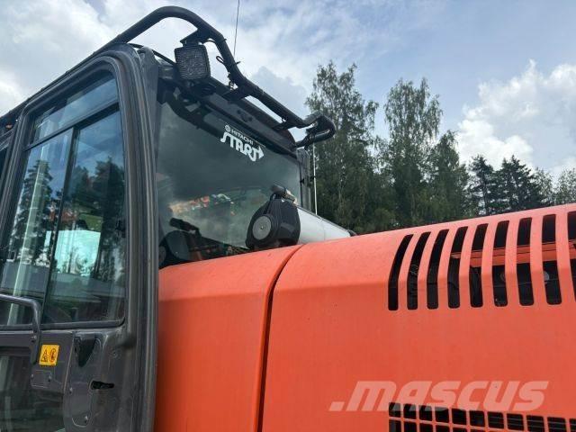 Hitachi ZX170W-3 Gravemaskiner på hjul