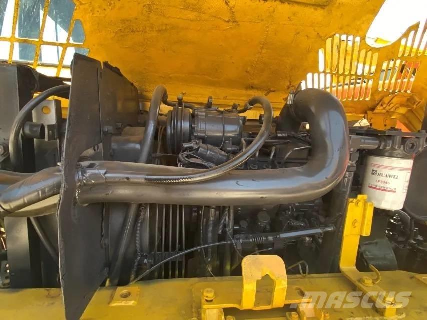 Komatsu PC60-7 Gravemaskiner på larvebånd