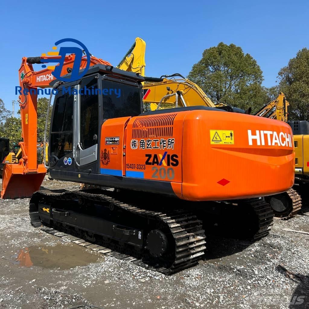 Hitachi ZX 200-3 Gravemaskiner på larvebånd