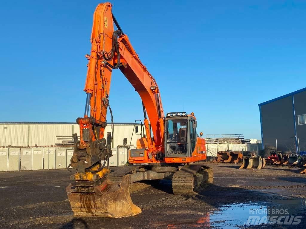 Doosan DX 255 LC Gravemaskiner på larvebånd