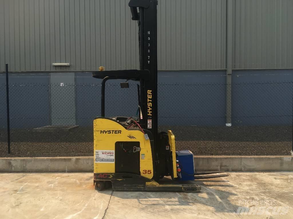 Hyster N35ZDR Reachtruck