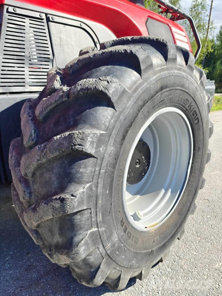 Komatsu 951 Skovningsmaskiner