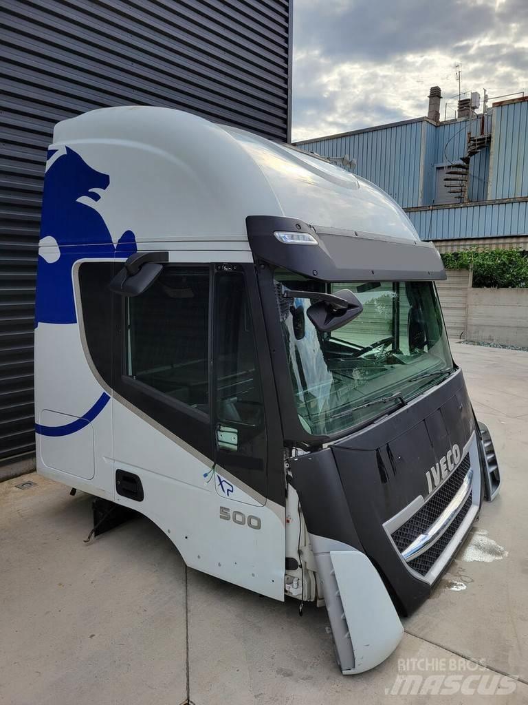Iveco AS Kabiner og interiør