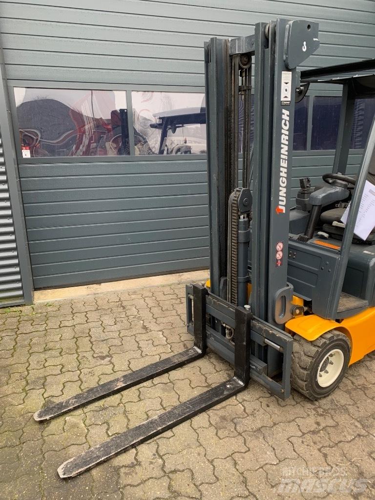 Jungheinrich EFG 218 El gaffeltrucks
