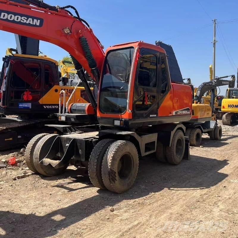 Doosan DX150W Gravemaskiner på hjul