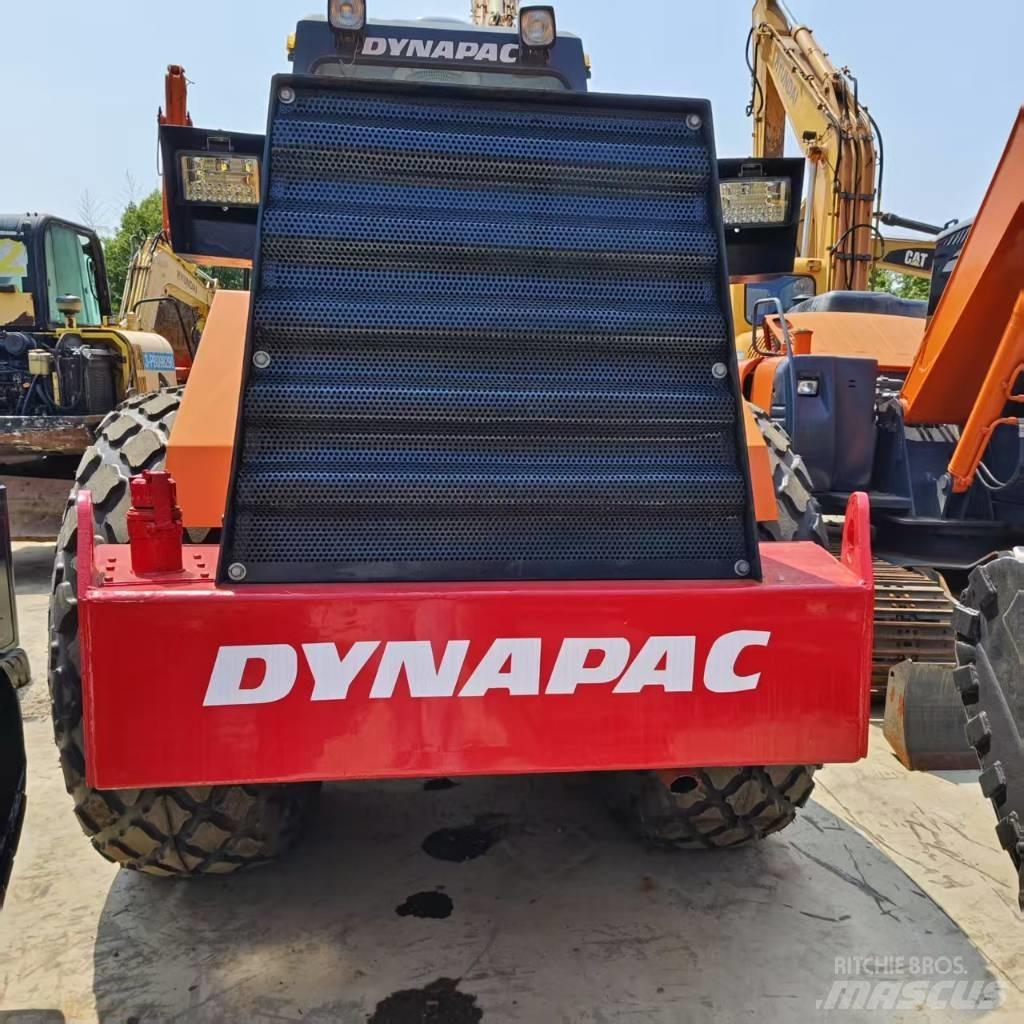 Dynapac CA25D Enkelt tromle