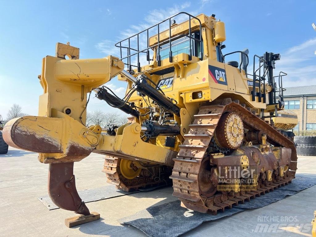 CAT D 10 T 2 Bulldozer på larvebånd