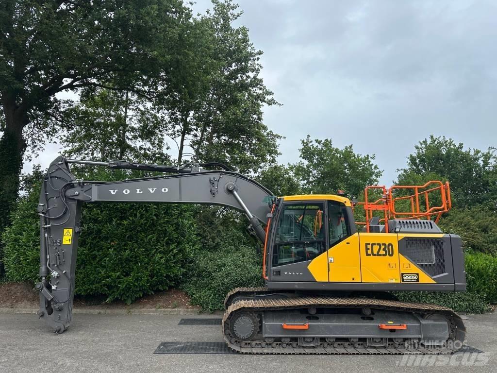 Volvo EC 230 Gravemaskiner på larvebånd