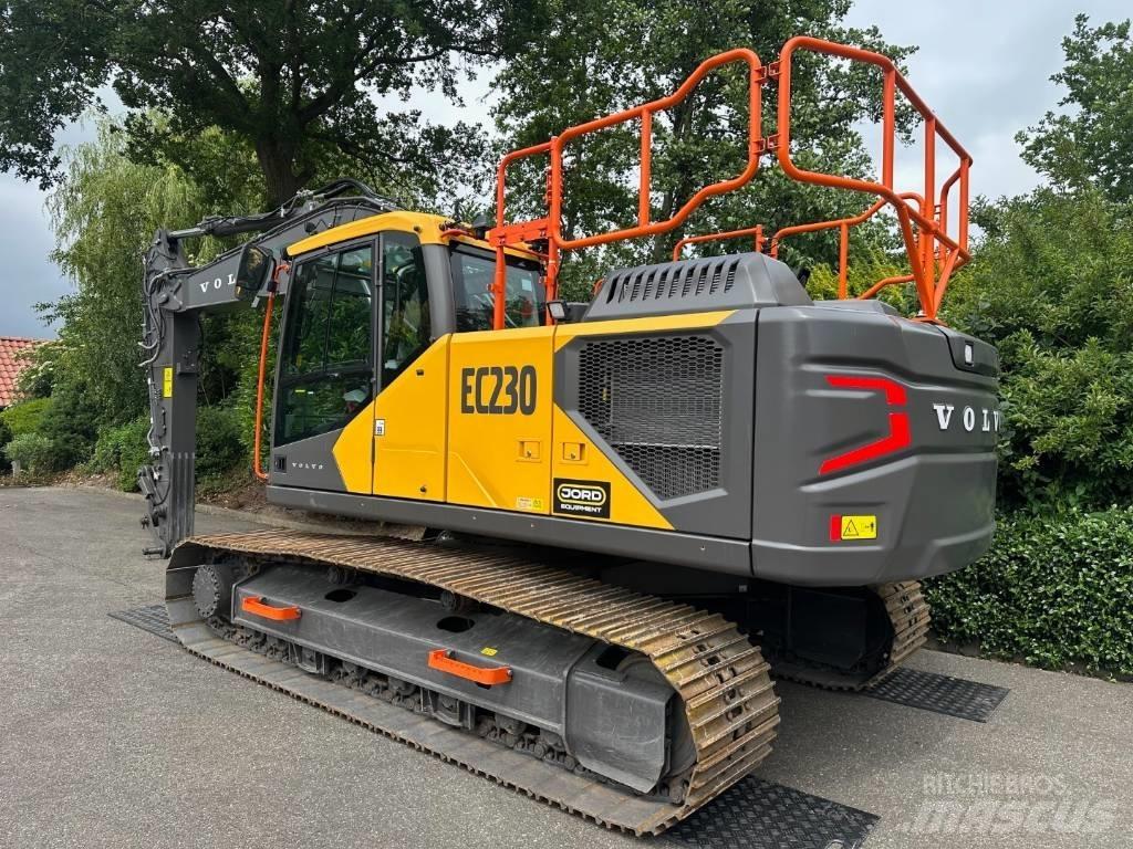 Volvo EC 230 Gravemaskiner på larvebånd