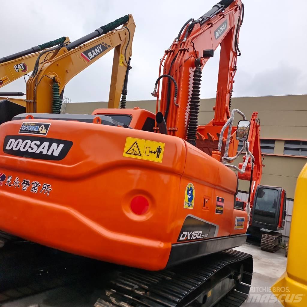 Doosan DX 150 LC Gravemaskiner på larvebånd