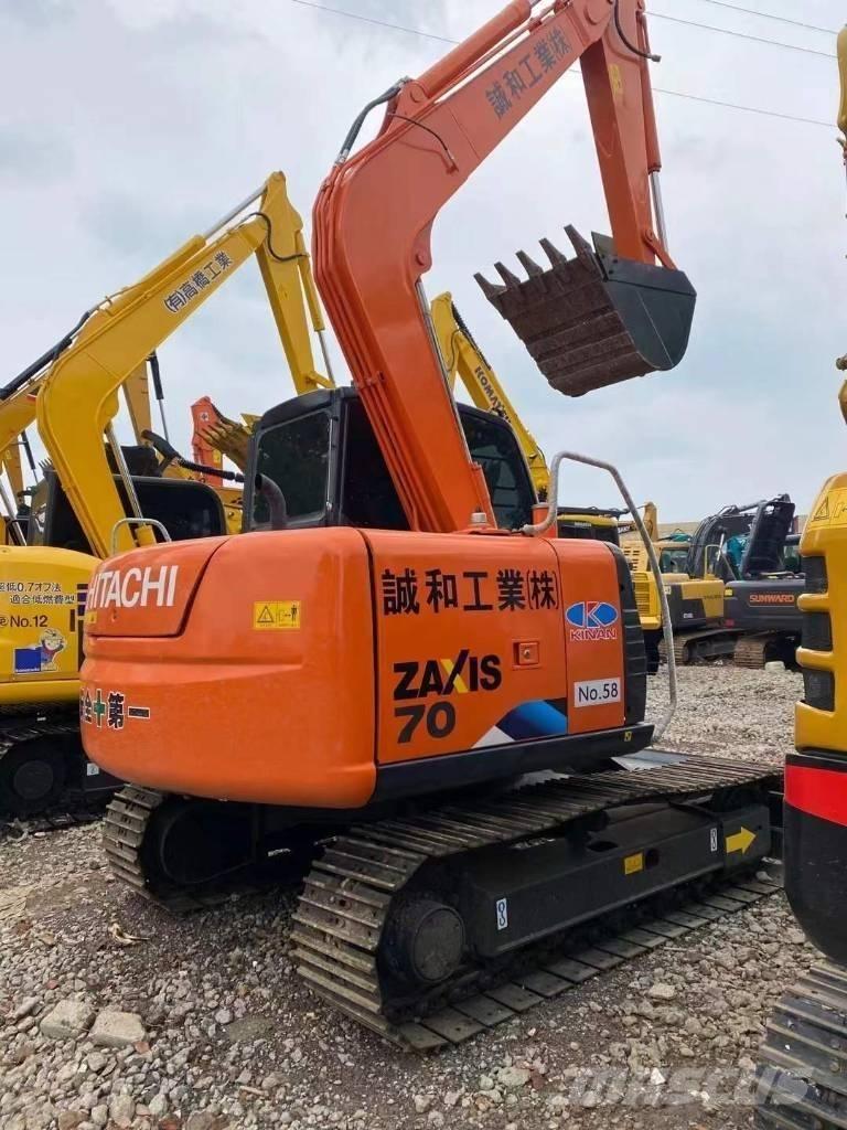 Hitachi Zaxis 70 Gravemaskiner på larvebånd