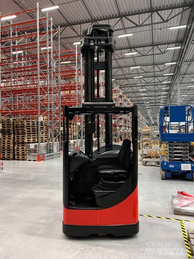 Linde R16S Reachtruck