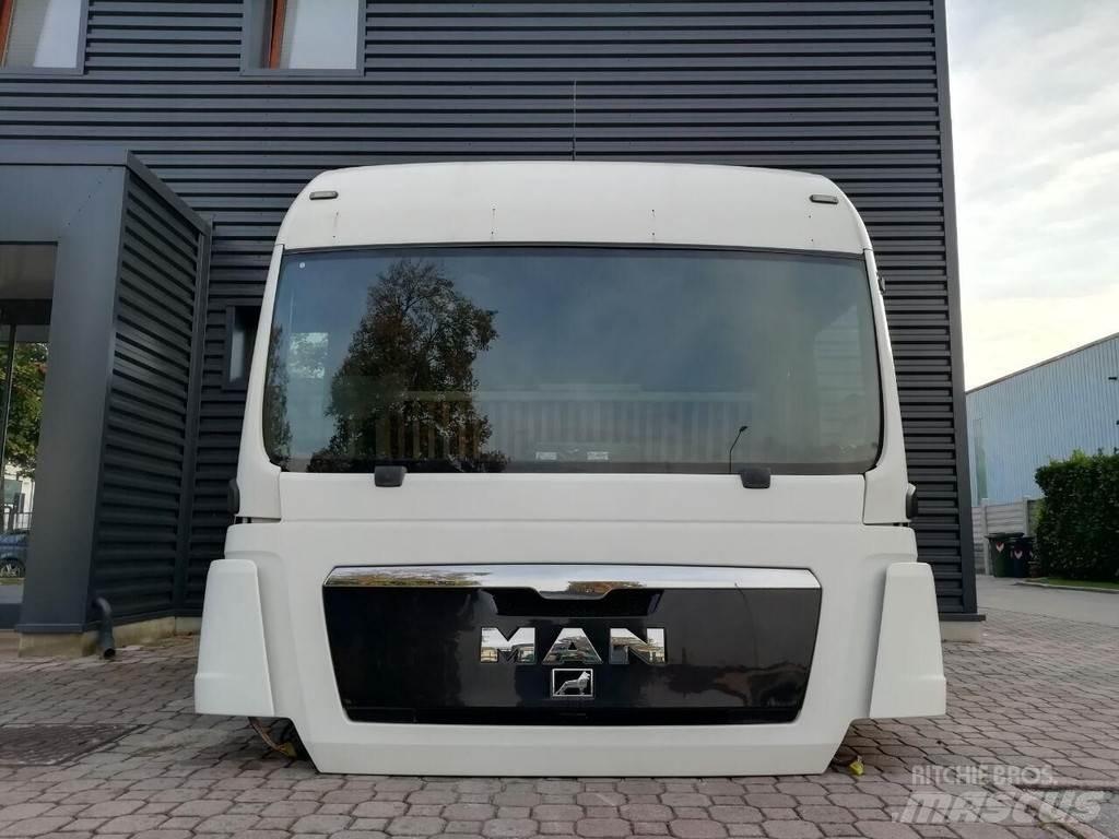MAN TGX XLX EURO 5 Kabiner og interiør