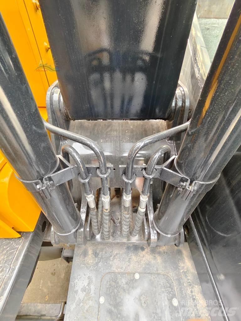 Hyundai R 150 W Gravemaskiner på hjul