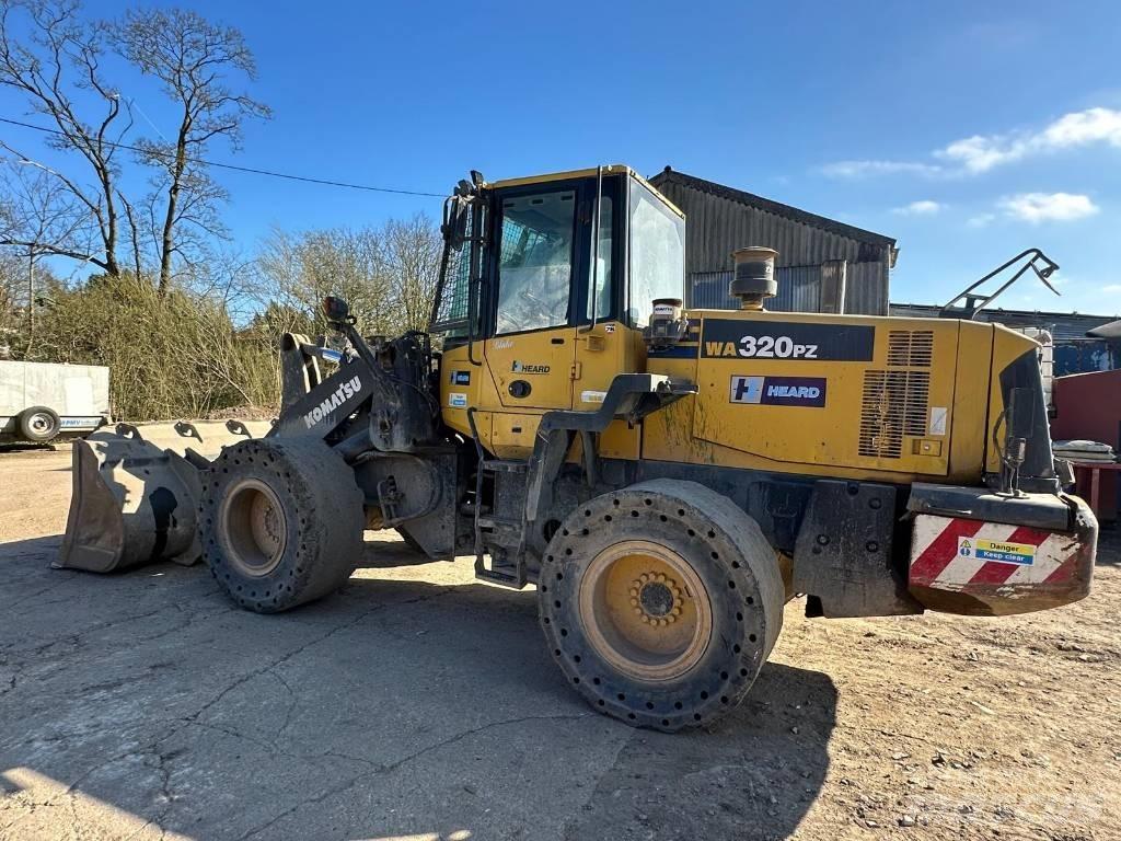 Komatsu WA 320 PZ-6 Læssemaskiner på hjul