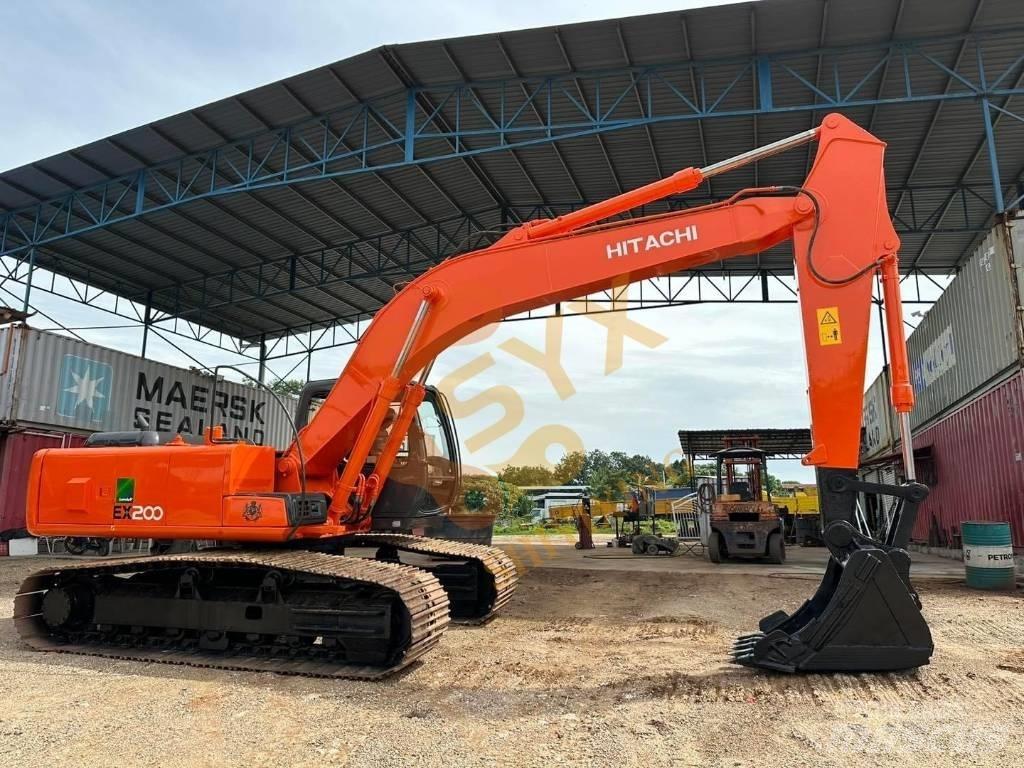 Hitachi EX 200 Gravemaskiner på larvebånd