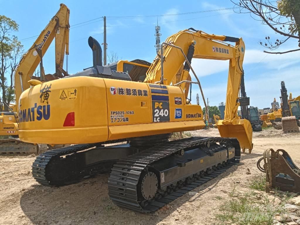 Komatsu PC 240 LC Gravemaskiner på larvebånd