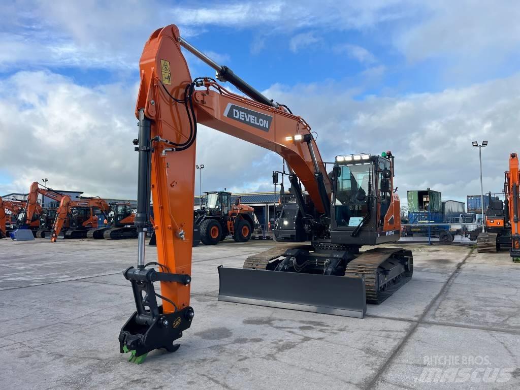 Develon DX 235 LCR-7 Gravemaskiner på larvebånd